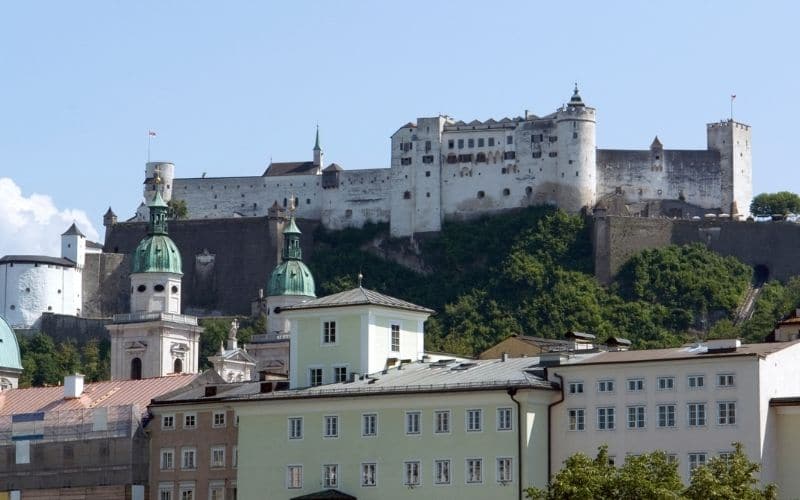 Festung Hohensalzburg, uno de los läuages que ver en Salzburgo
