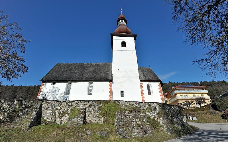 Pfarrkirche Kranzelhofen, una de las iglesias de Velden am Wörthersee