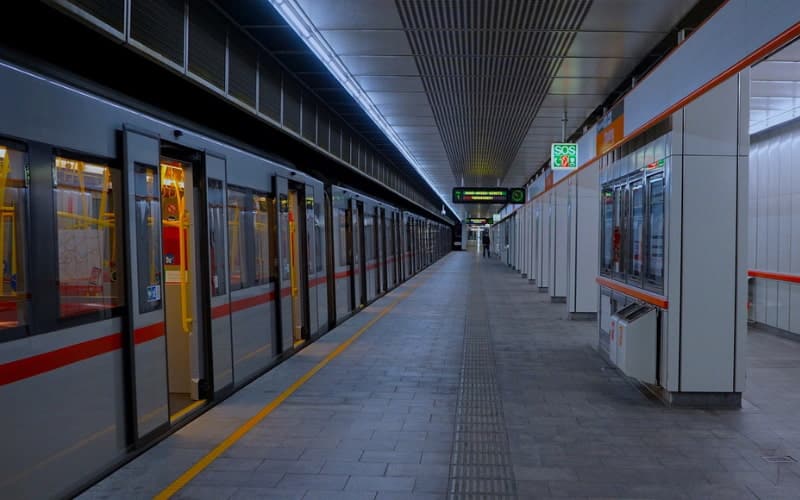 metro, un transporte públicos en Viena