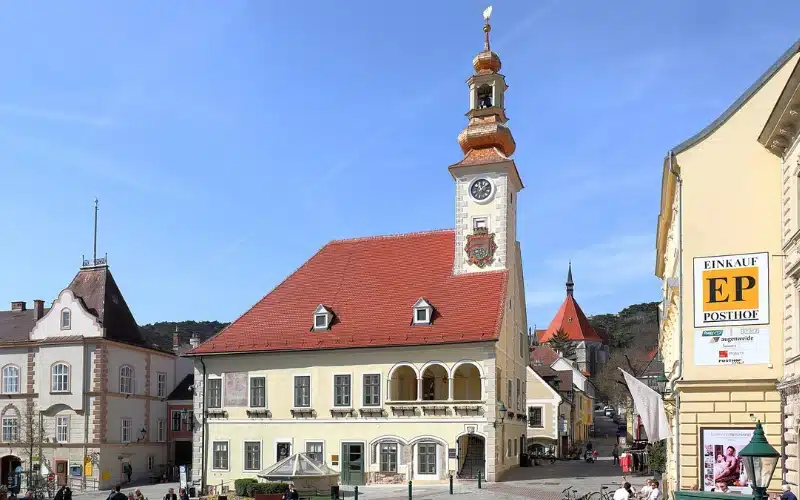 Rathaus, uno de los lugares que ver en Mödling